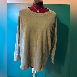 Jane & Delancey Ribbed Green Top T-Shirt